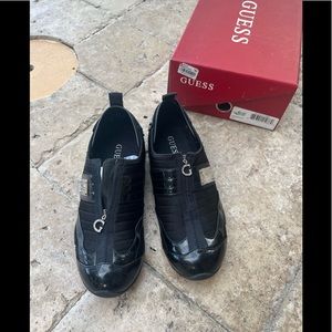 GUESS Black Multi-fabric GWSERAPIA Zip-Up Sneakers Size 9